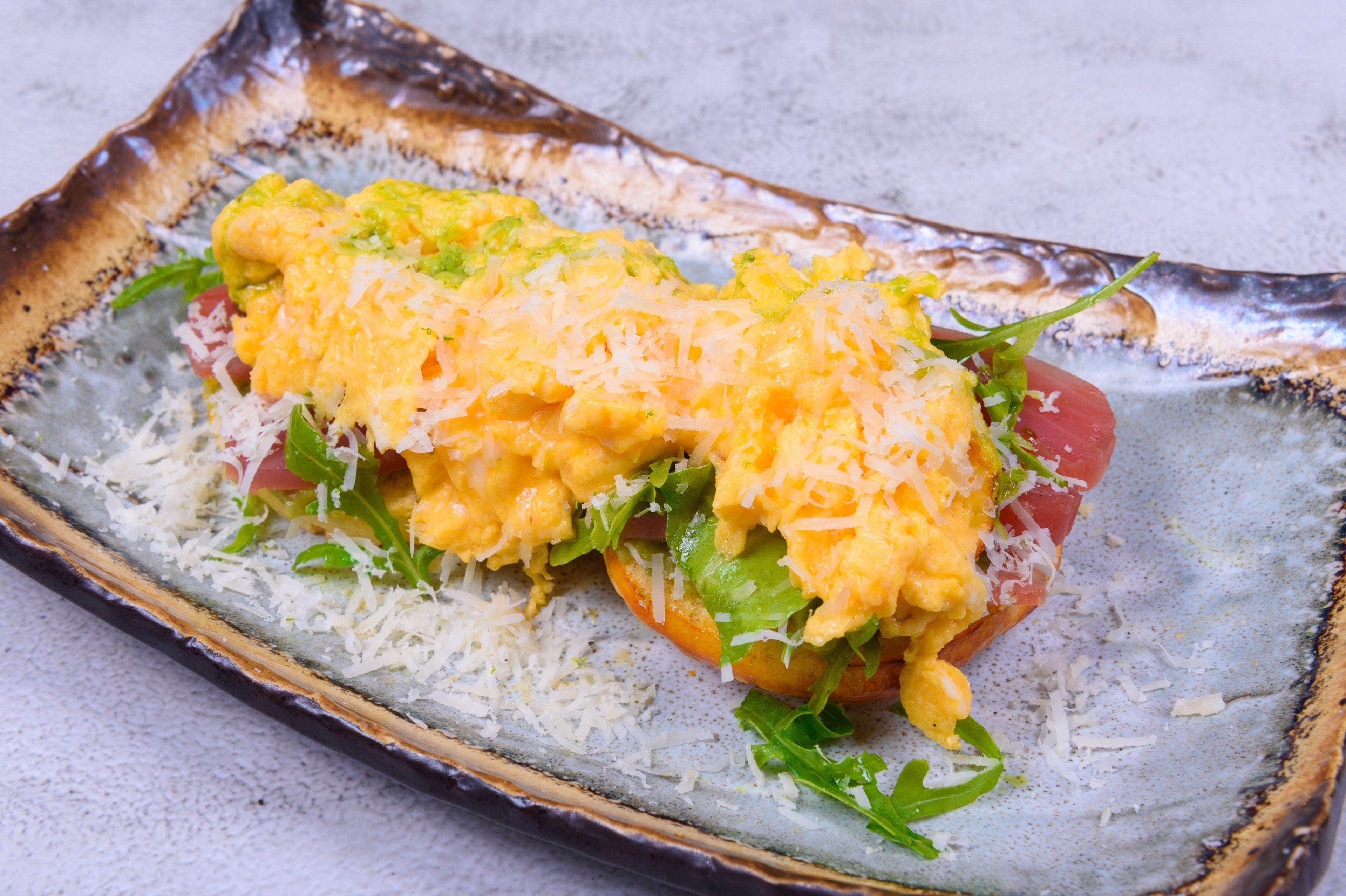Scramble with tuna